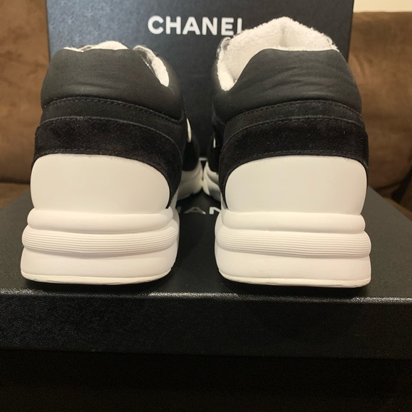 SOLD-Chanel Trainers Sz 41 - Picture 4 of 6